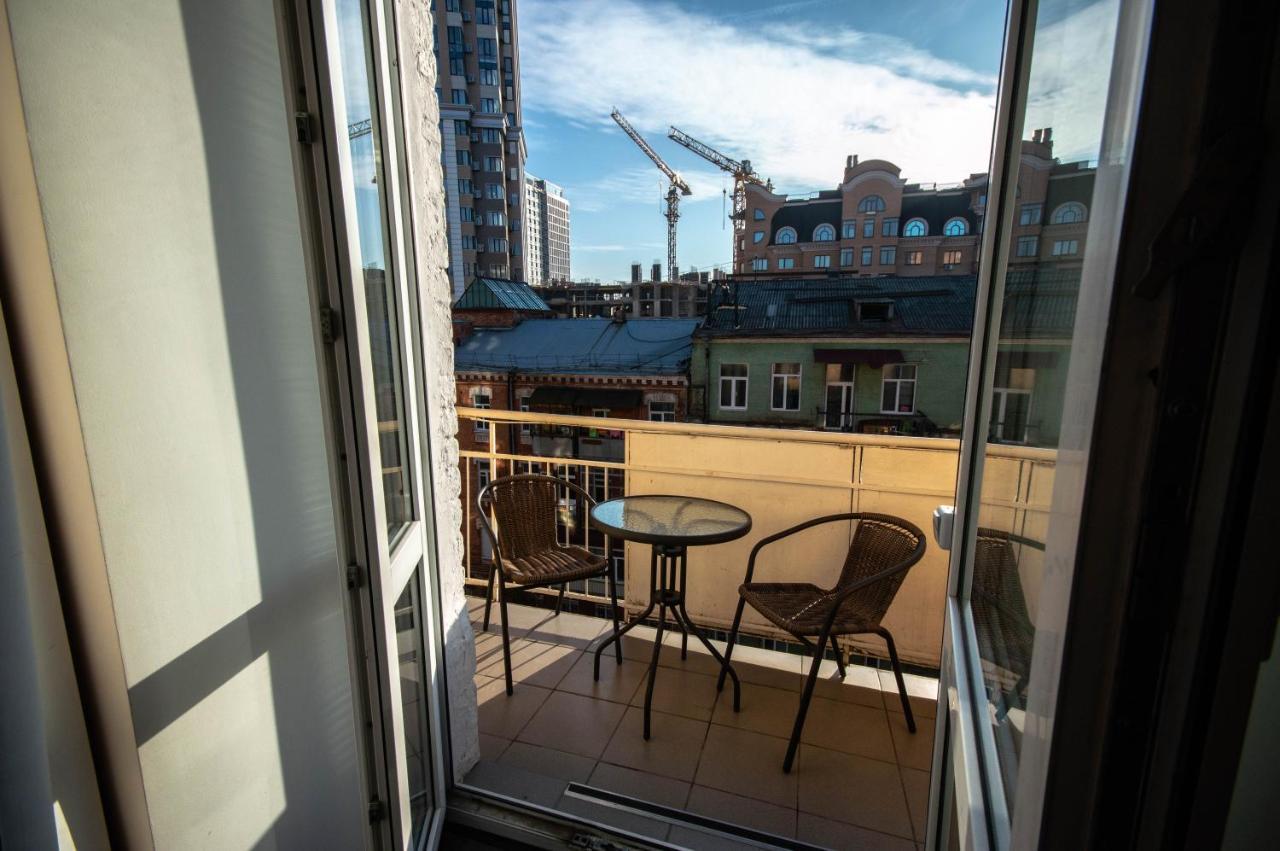 Kyiv Rouge Apartment Dış mekan fotoğraf