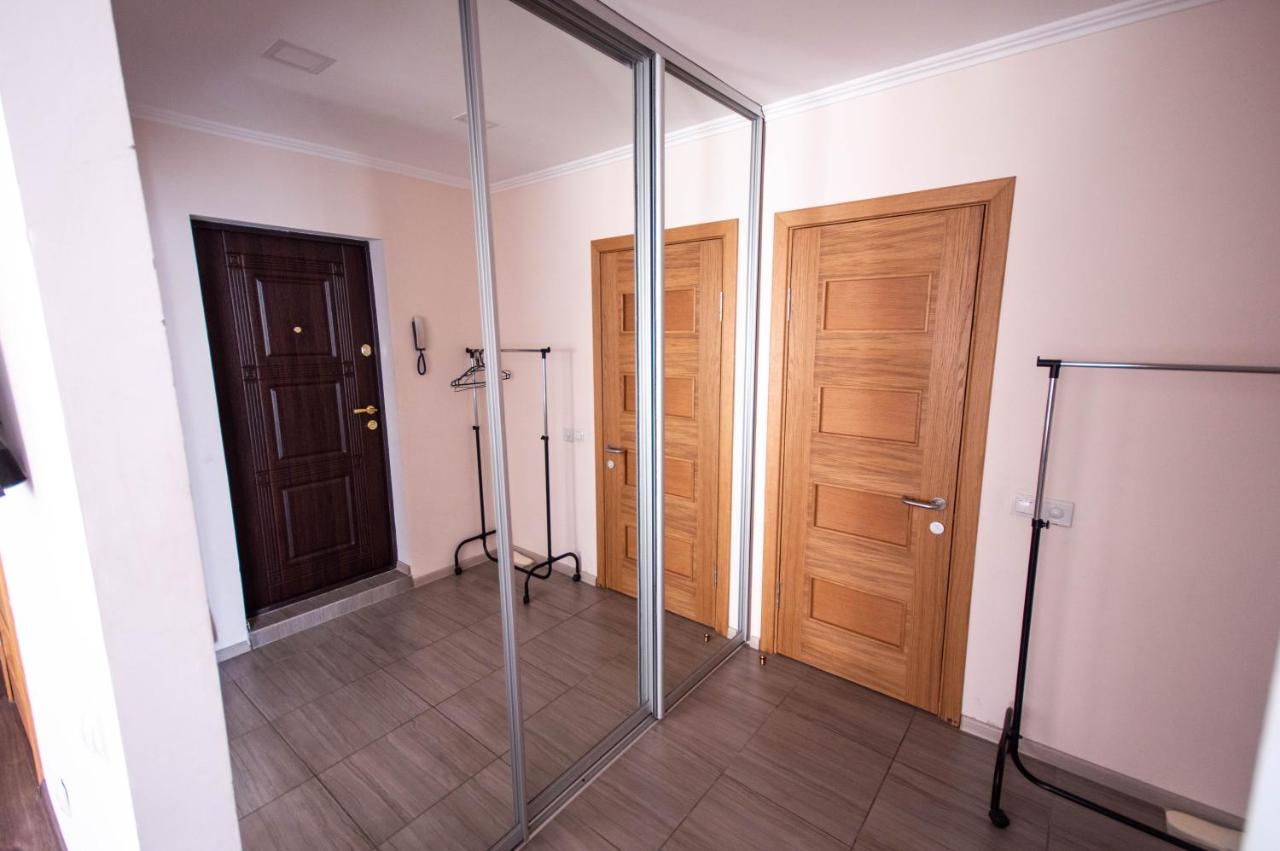 Kyiv Rouge Apartment Dış mekan fotoğraf